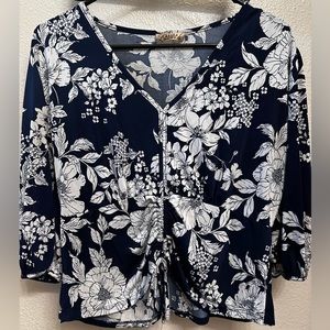 Lavish Floral Mid-Cinch Half-Sleeve Blouse